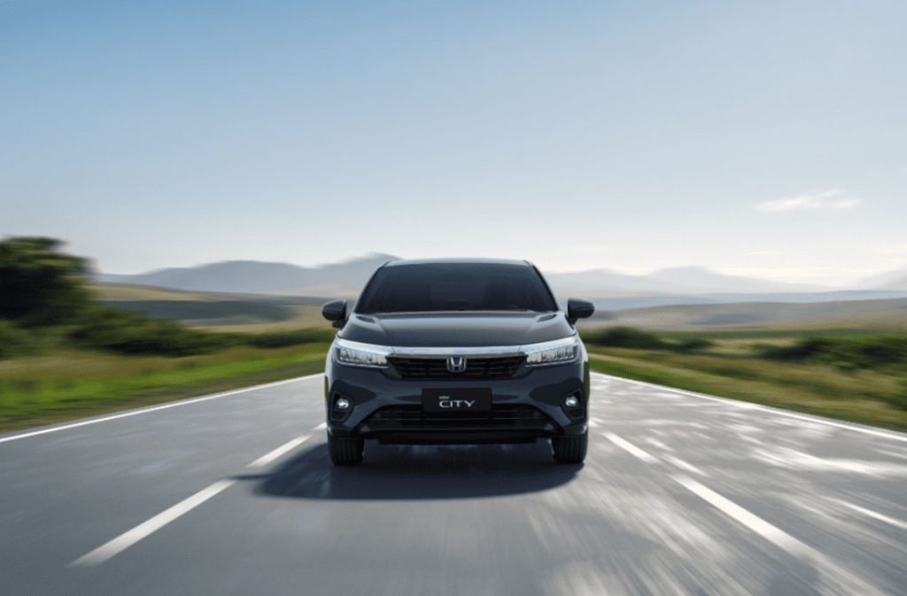 Ambientada 68 Escapismo City Sedan 2024 1